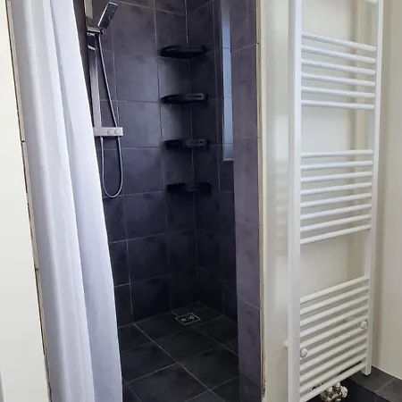 Zweibettzimmer 